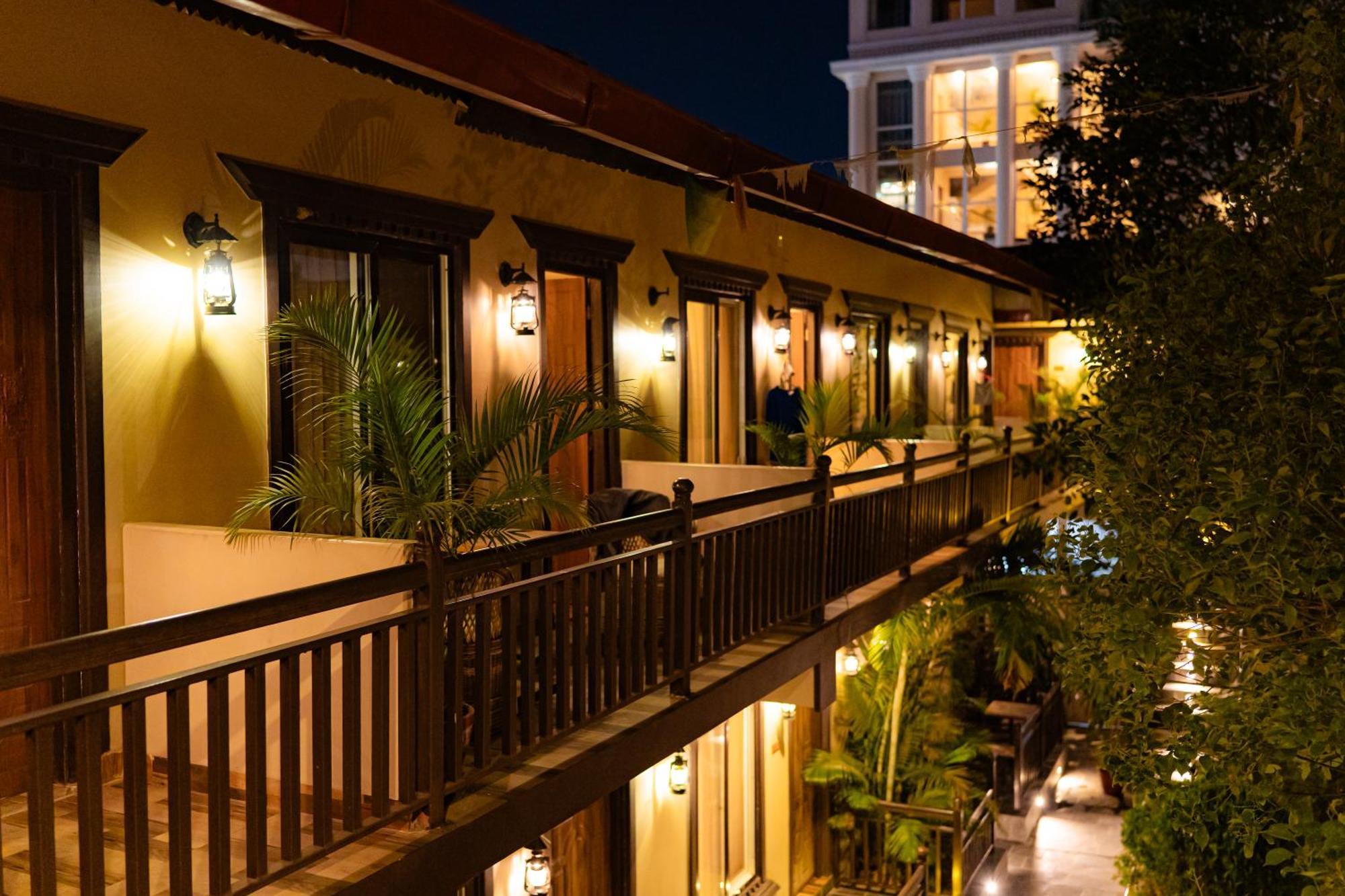 Busy Bee Resort, Ποκάρα Εξωτερικό φωτογραφία