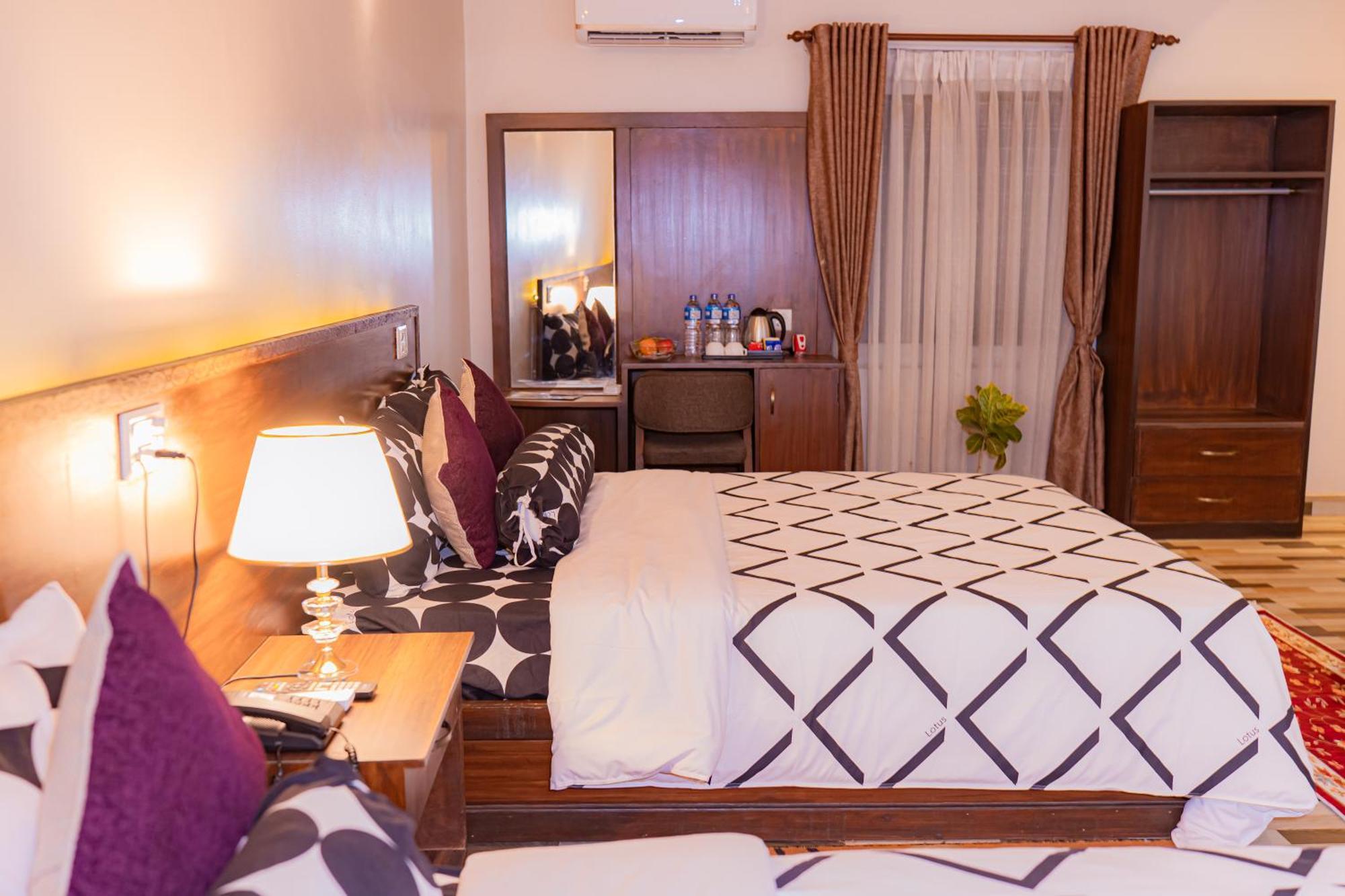 Busy Bee Resort, Ποκάρα Εξωτερικό φωτογραφία