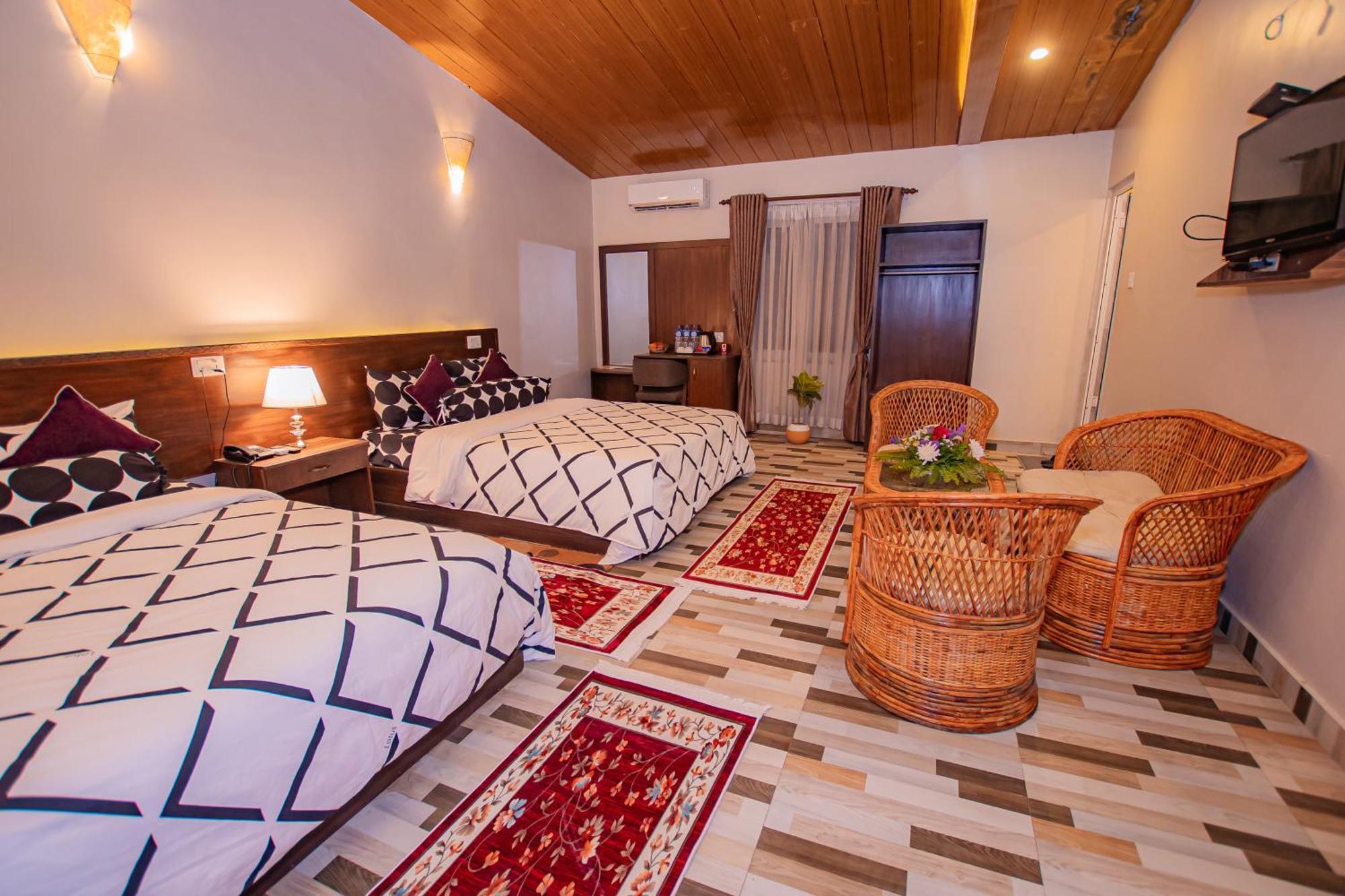 Busy Bee Resort, Ποκάρα Εξωτερικό φωτογραφία