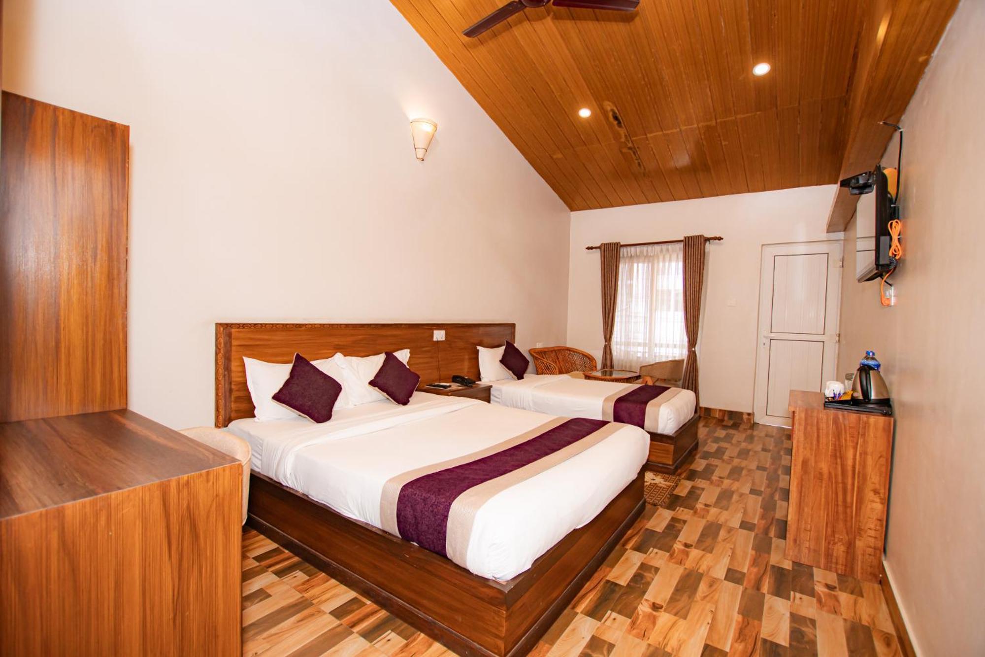 Busy Bee Resort, Ποκάρα Εξωτερικό φωτογραφία