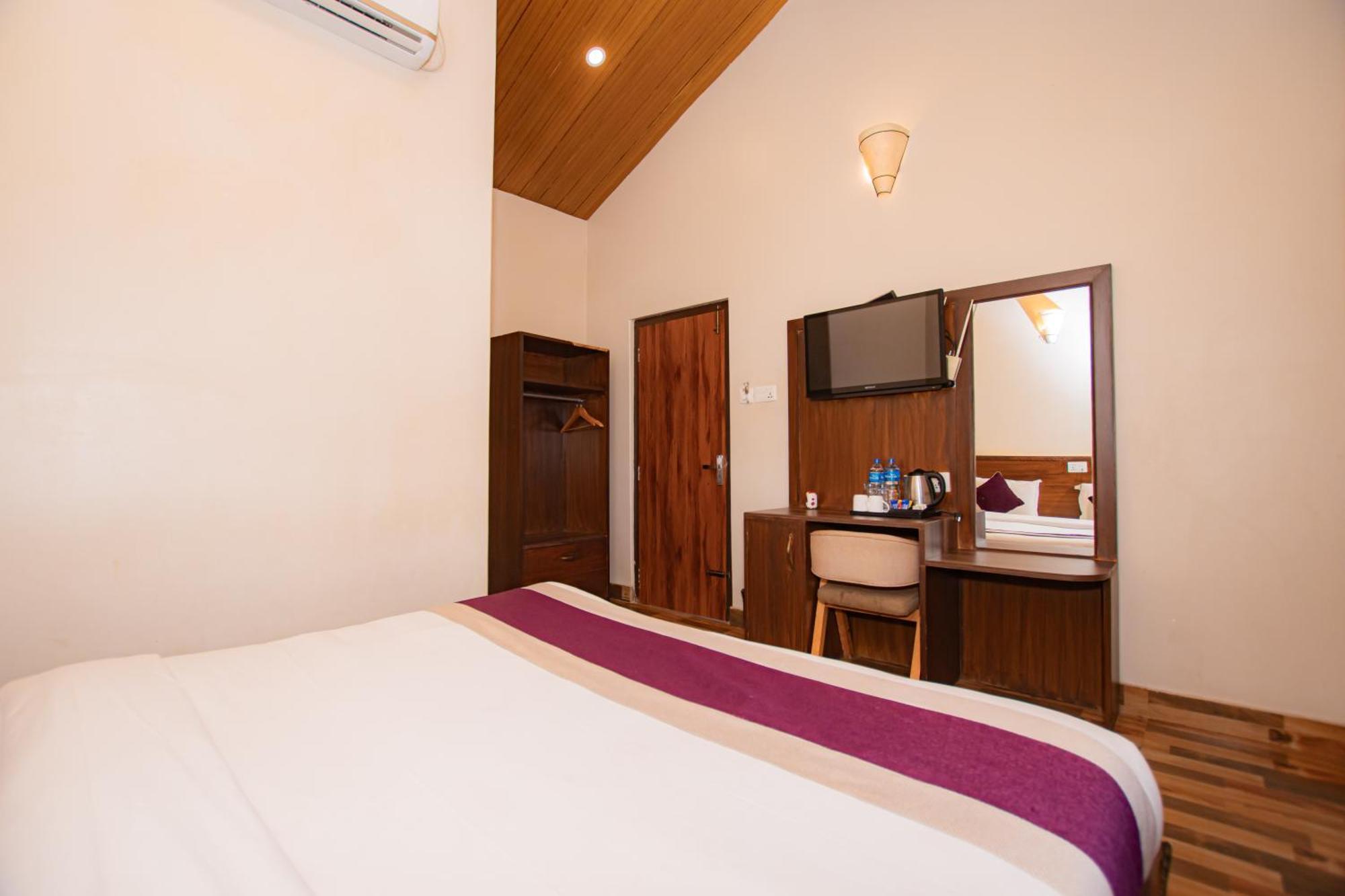 Busy Bee Resort, Ποκάρα Εξωτερικό φωτογραφία